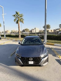 للبيع نيسان سنترا 2025 ‎عداد المسافه 4 الف  فقط يعني زيرو وارد امريكي ...