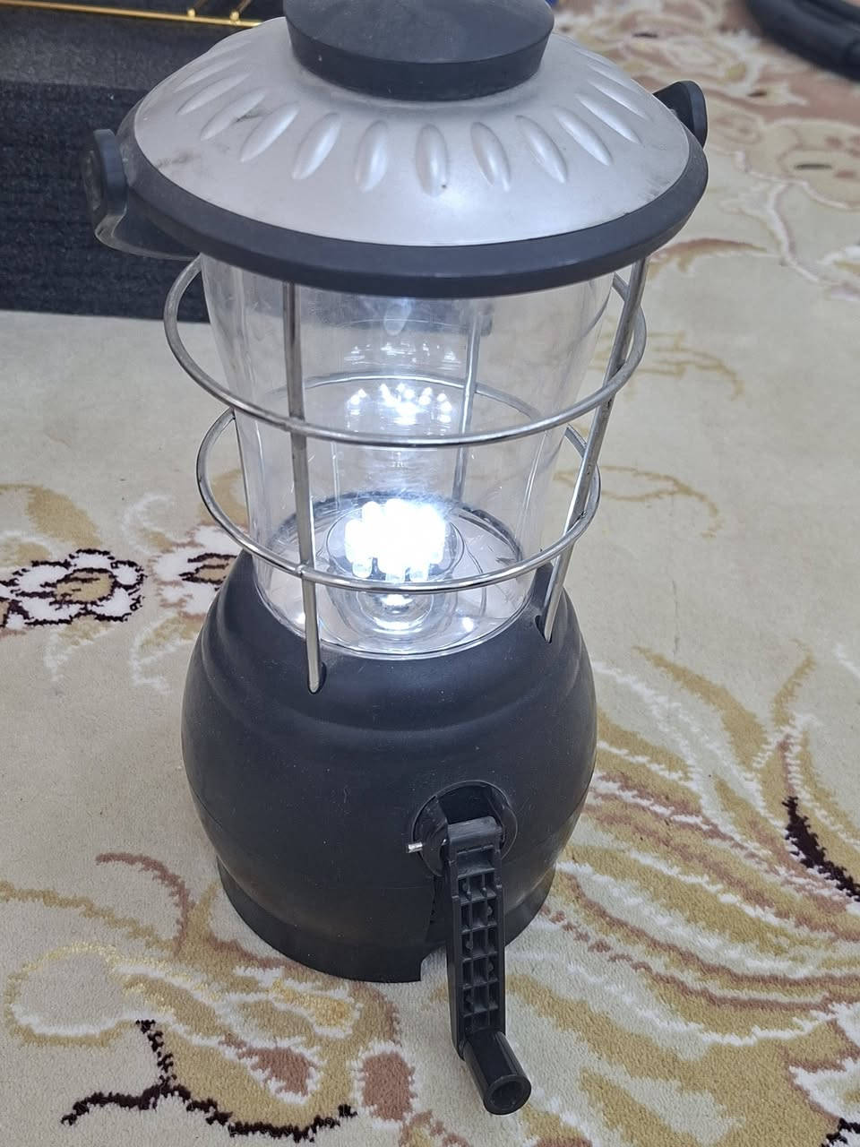 لايت بدون باتريات تشغيل يدوي سعر 10


**إذا كنت صاحب هذا الإعلان وتريد حذفه لأي سبب، رجاءا أرسل رسالة إلى الدعم الفني**