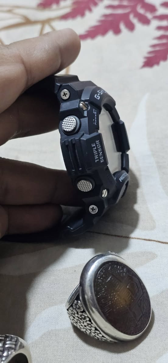 ساعه جي شوك
CASIO RANGEMAN  GW-9400
شحن طاقه
ساعه غنيه عن التعريف
نظافته فول 
السعر 250الف 
عنواني بغداد الشعب


**إذا كنت صاحب هذا الإعلان وتريد حذفه لأي سبب، رجاءا أرسل رسالة إلى الدعم الفني**