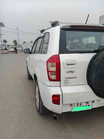 السلام عليكم حياكم الله تيكو موديل ١٣ سياره جدا نضيفه هزه جديده ورقم انكليزي جديد السياره بااسم والدي بيهه فقط صبغ بلبنيد اثر الجراد السعر 57وبيهه مجال للطيبين  مراسلة ⁨***********⁩
