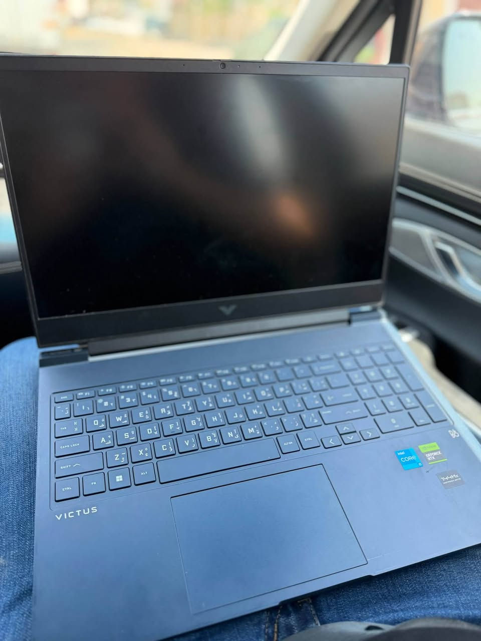 🔥 للبيع | HP Victus 16 Gaming Laptop 🔥
إذا تبحث عن لابتوب يجمع بين الأداء القوي للألعاب والعمل والدراسة، فهذا الجهاز خيار ممتاز ويقدم قيمة رائعة مقابل السعر.

💻 المواصفات:
🔹 Intel Core i5-13500H (الجيل 13)
🔹 NVIDIA GeForce RTX 3050 6GB
🔹 RAM 16GB DDR5 5200MHz
🔹 SSD NVMe 512GB
🔹 شاشة 16.1” FHD
🔹 معدل تحديث 144Hz لتجربة ألعاب سلسة
🔹 Windows 11 Pro

✅ يشغل أغلب الألعاب الحديثة بكفاءة عالية
✅ مثالي لبرامج الهندسة والتصميم
✅ ممتاز للمونتاج وصناعة المحتوى
✅ شاشة كبيرة وسريعة تمنح تجربة استخدام مريحة

✨ الجهاز نظيف جداً وجاهز للاستخدام مباشرة.

💰 السعر: 799.99
مكاني بغداد
📞 للتواصل: ***********
