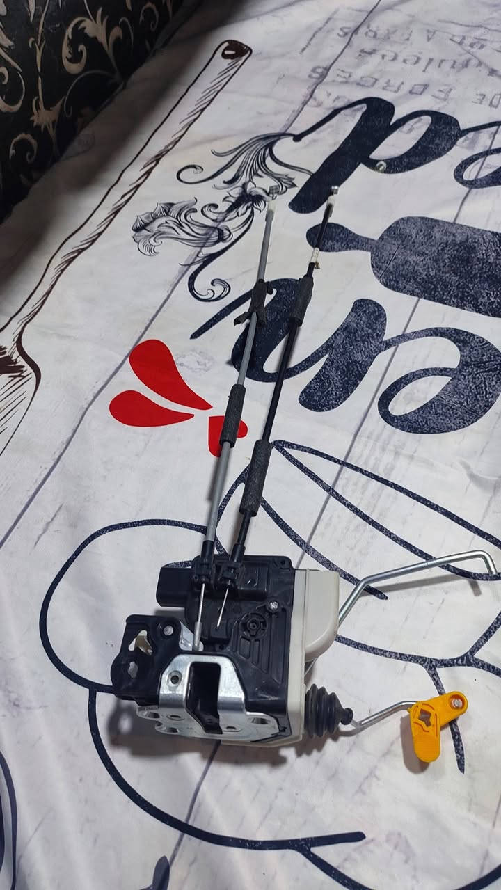 لسلام عليكم قفل باب الصدر جديد غير مستخدم خلي سعر وبالعافيه


**إذا كنت صاحب هذا الإعلان وتريد حذفه لأي سبب، رجاءا أرسل رسالة إلى الدعم الفني**