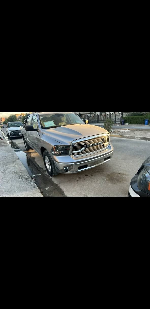 رام مو.ديل ٢٠٢١
رقم بغداد الجديد
محرك ٥٧٠٠
باب طويل بدي طويل
حادثه بجم بيهه ثلاث قطع جامرلغين وبنيد
السعر ١٨٥
مكانه بغداد
***********
