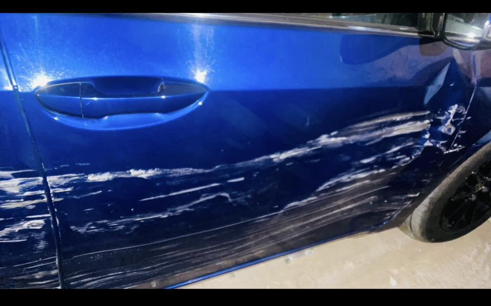 السلام عليكم. كورولا 2019 se ماشية 95 ميل باسمي موجودة في بغداد. السيارة بيها جراد بسيط بقبق الجنطة. السيارة جاهزة من كلشي. وخير من الله. كير ومحرك ممتاز. للبيع بسعر 12800 دولار. مكاني بغداد. البياع. ***********
