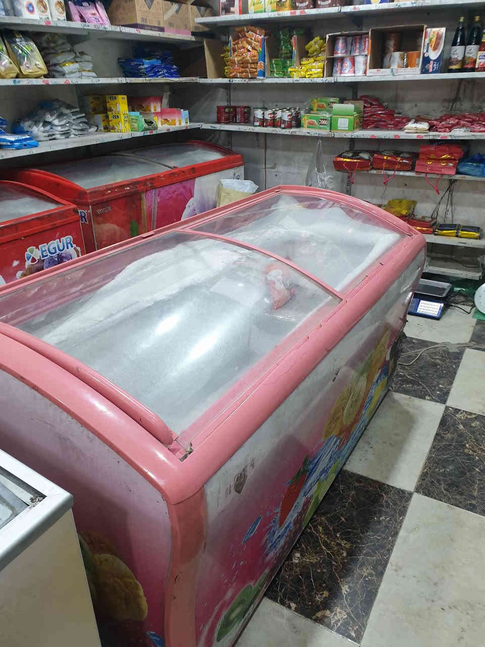 رفوف وعارضات عمودية وبطحية للبيع
***********
