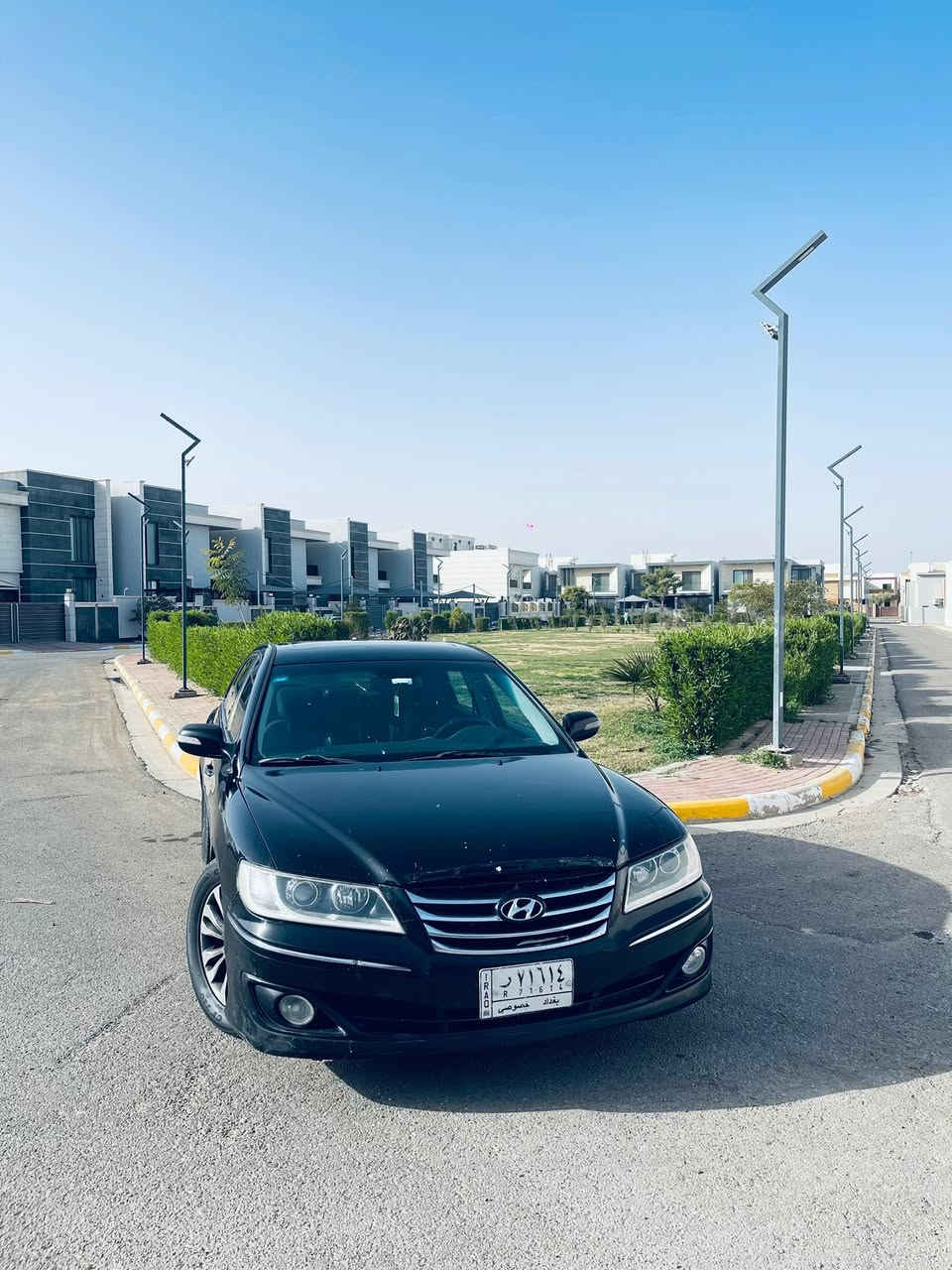 السلام عليكم هونداي أزيرا ٢٠١١رياضي 
لمتدد١/١ 
محرك ٣٨٠٠
وارد أمريكي كلين بدون حادث
بيها البنيد مصبوغ اثر جراد
كير محرك وكهربائيات مكفولة 
رقم بغداد مشروع وطني 
السعر١١٢ وبيها مجال 
مكان السيارة الانبار الرمادي
***********واتساب
