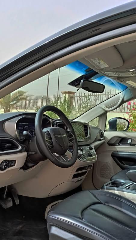 (L )كرايسلر باسفيكا تورنك 
 موديل 2023 
حادث: بنيد + صندوق /تبديل بنيد فقط 
بدون دواخل 
ايرباك : راجع وكاله تفصيخ والقطع المبدله موجوده
الممشا : 31،000 ميل قابل للزياده
رقم السياره : فحص مؤقت (تترقم جميع المحافظات+ شمالي )
  محرك 6 سلندر 3600

رادار امامي 
حساسات خلفية  
 حساسات الاجتياز الجانبية  
 بصمة باب وبصمة تشغيل وتشغيل عن بعد 
كشن ذاكرة (خزن ميموري) لكرسي السائق
طقم ويل حجم 17 مع طقم تاير بحالة ممتازة 
 كاميرا خلفية دوارة مع الستيرن 
 باب جنطة كهربائي شفط 
 ابواب جانبية كهربائية مع بردات اصلية 
 غرفة السيارة جلد اسود اصل 
تحكم كهربائي متكامل لمقاعد المقدمة 
شاشة دشبول كبيرة لمجموعة من الايعازات 
3 قطع تبريد 

 اتصال + واتس اب : *********** 

العنوان: تكريت
السعر :215 وبيه مجال
