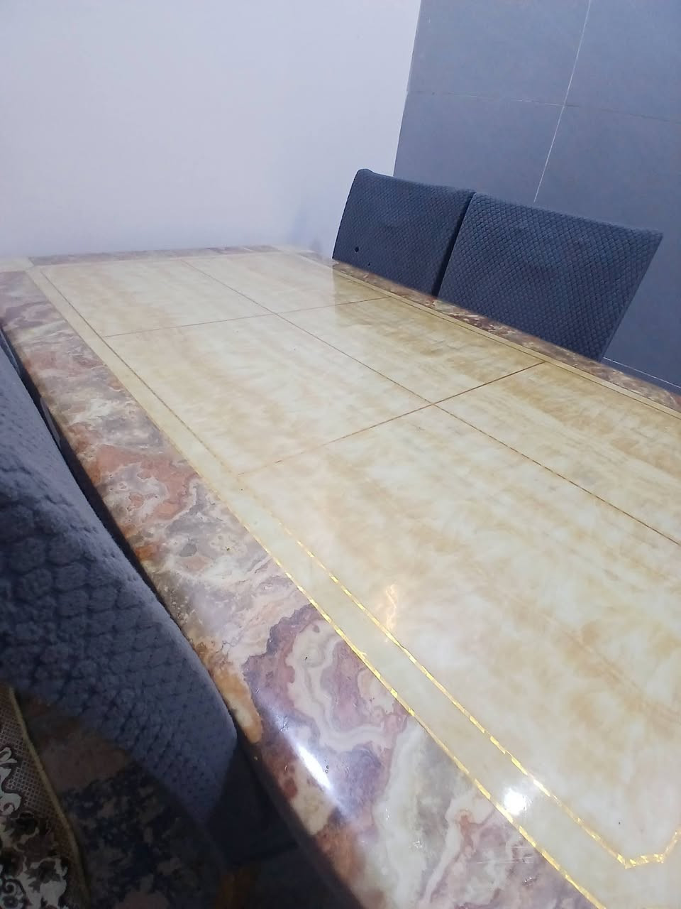 ميز طعام خمس كراسي صاج ومرمر السعر ٤٠٠وبي مجال


**إذا كنت صاحب هذا الإعلان وتريد حذفه لأي سبب، رجاءا أرسل رسالة إلى الدعم الفني**