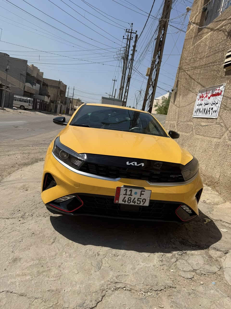 السلام عليكم كيه فورتي مديل 23جيتي لاين معروفه مواصفاتهه السياره مبدل بيهه جاملغ وربع البنيد بدون دواخل بدون ايرباك البقيه كلهه مكفوله ماشيه 72 السعر ١٦٥وبيهه مجال للتصال ***********
