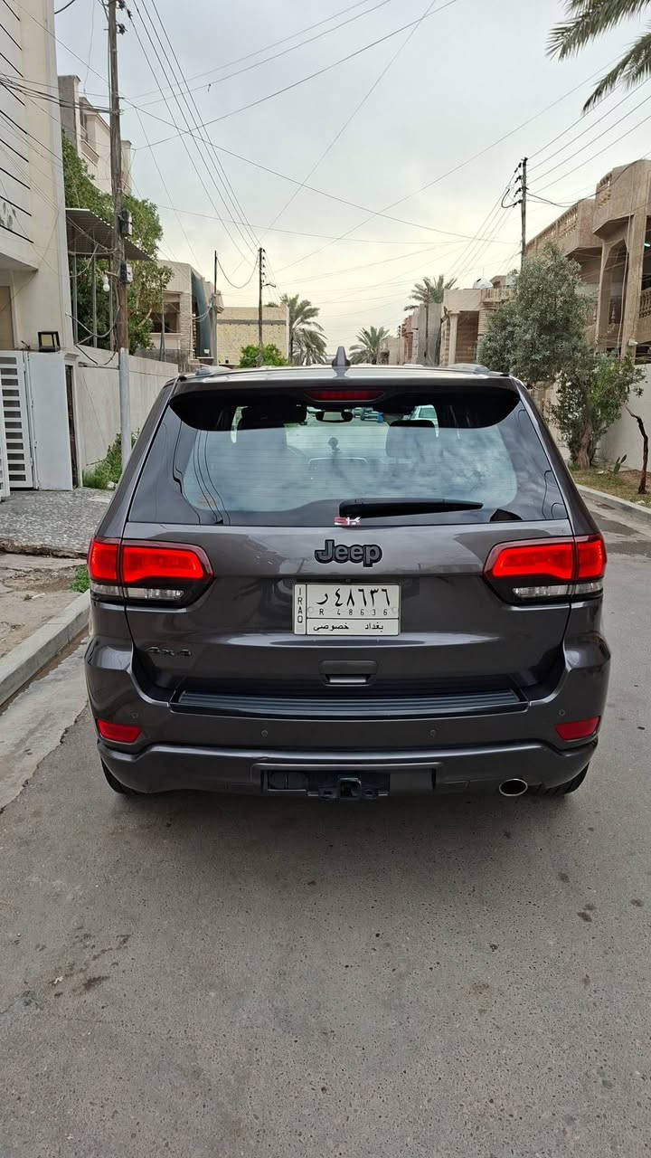 السلام عليكم للبيع موديل 2018
صور الحادث بل منشور 

لغود شواصي كير مكينة مكفولات 
صبغ عام 
مابيهة اي نقص ماشية ٩٠ كيلو 

صدر تخم تاير خير من الله 
السعر ١٦٥ ورقة وبيهة مجال 

*********** 

نضافة ٩٠%
