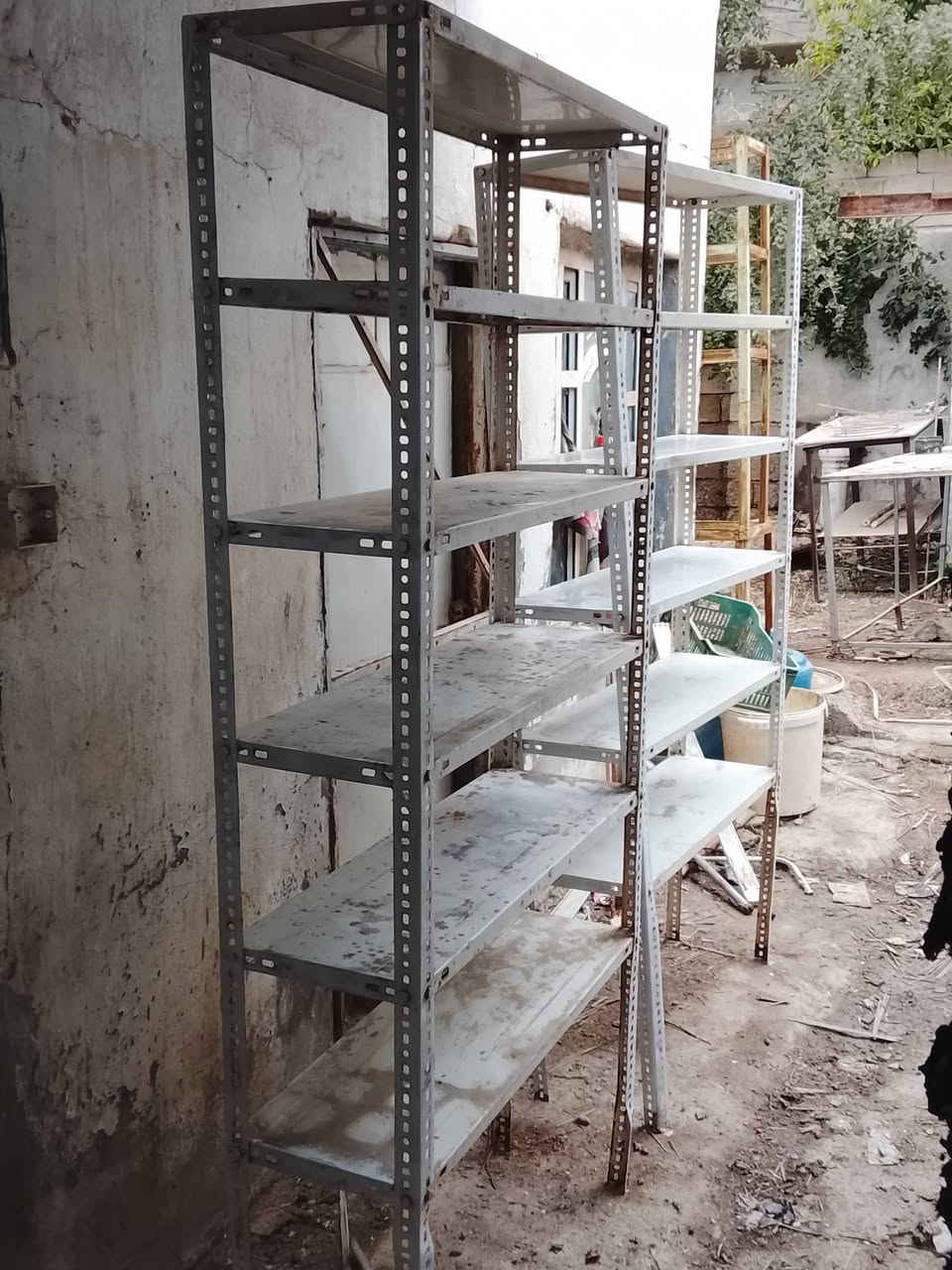 سلام عليكم عندي رفوف محل البيع مستخدمات العدد رفوف 11رف رقم ***********
وخاص متواجد
