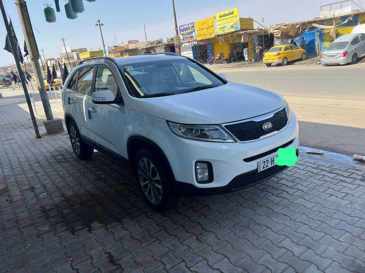 كيه سورنتو 
مديل 15 
خليجيه 
كفاله عامه حته من البارد 
عينه كاتنزه 
بصمه 
بردلت 
ويل كروم 
لعد مامي خلفي 
ماشيه 107
محرك ما مفتوح 
لدات بالبواب 
حساس مامي خلفي 
رقم جديد اربيل مجدد 2031 
رقم التلفون ***********
