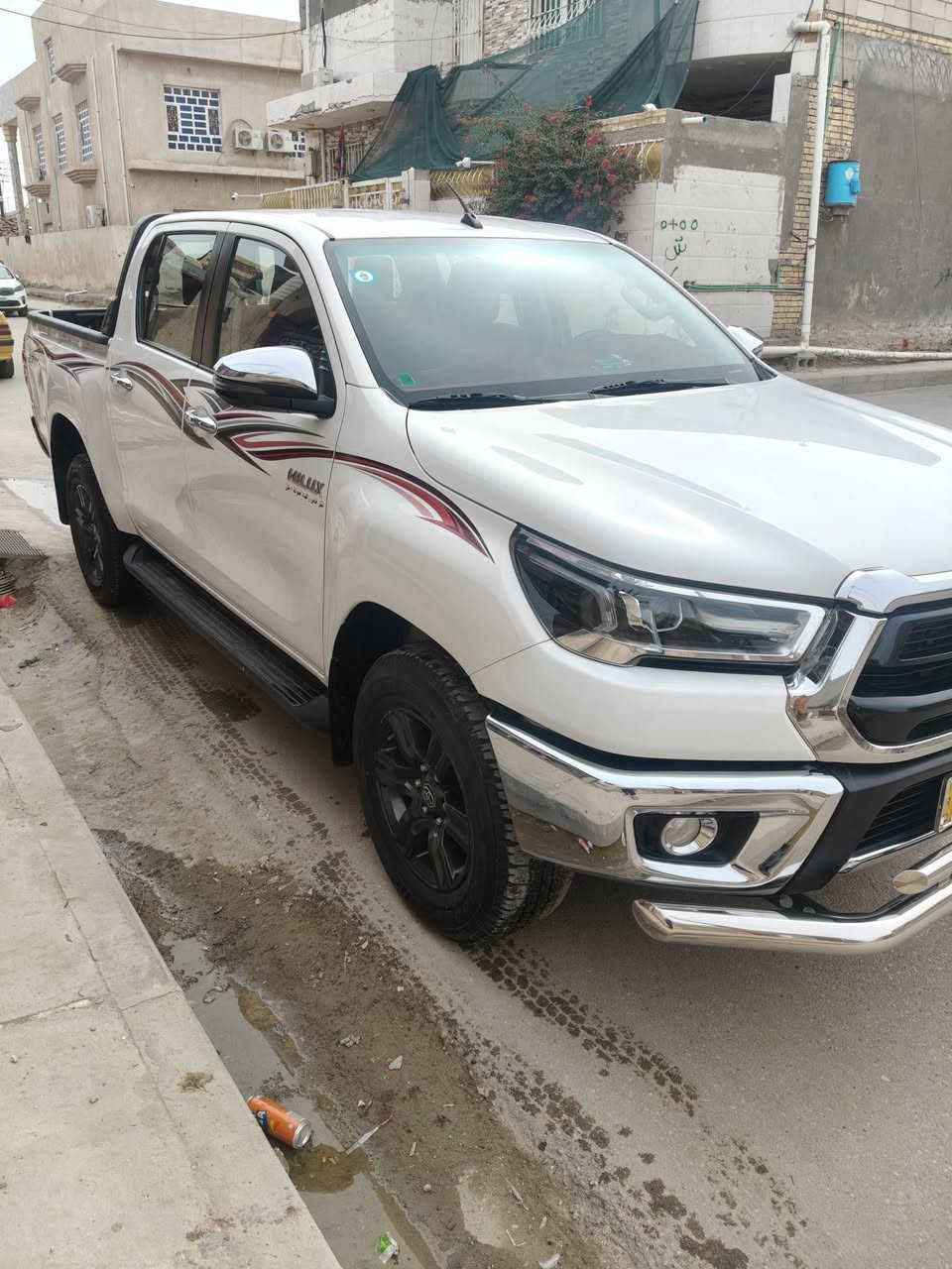 للبيع تيوتا هيلوكس فور ويل 2022 اكويتي اصل فول مواصفات كفاله عامه ماشيه 70 الف فقط السعر325 رقمي*********** العنوان ناصريه قضاء الغراف
