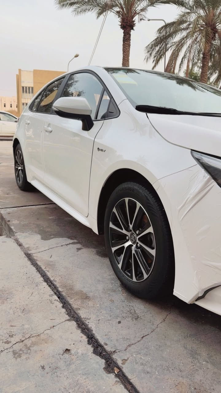 سلام عليكم 
كورلا تجيمع صيني شكل الامريكي 
موديل 2025
ماشية 24000
مكفوله كفاله عامة 
سعر 153 وبيها مجال قليل 
مكاني بغداد 
مجمع نجمة بغداد 
 رقم الهاتف ***********
