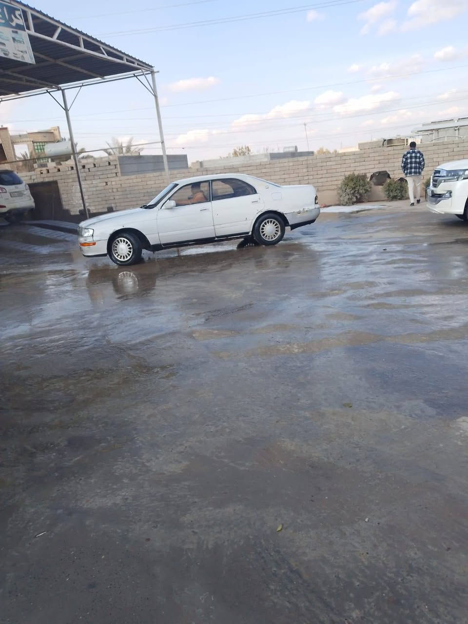 بطه للبيع موديل 93 شرط محرك وكير جدد وصدر جديد تايرات اربعه جدد السياره مكفوله كفاله عامه سنويه عضم عاج شرط تحويل وكاله وترهم مراوس( ملاحضه (السياره مكسوص)اني مكلف بل نشر اتصل علا راعيهه ***********
