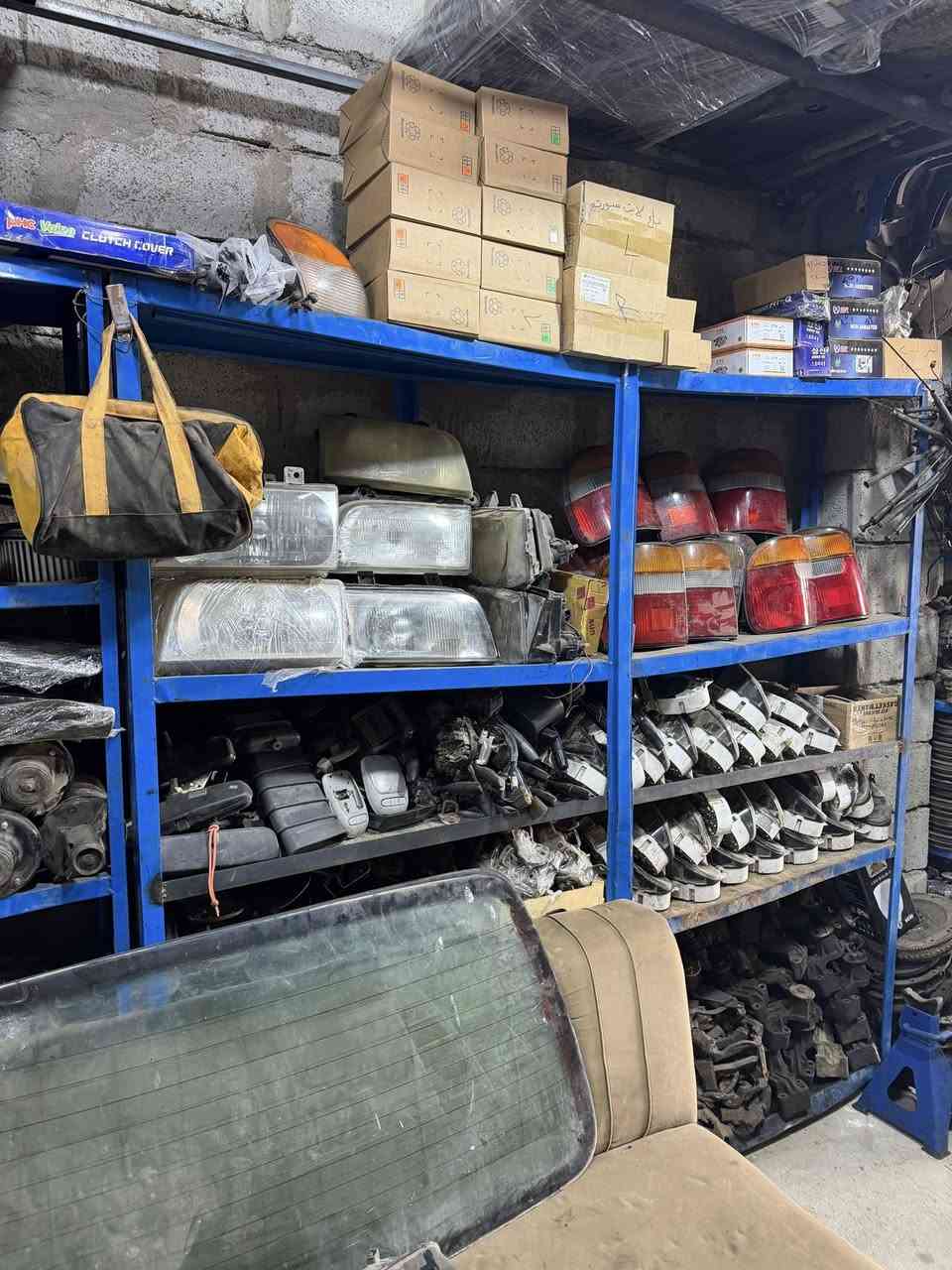 محلات ابو محمد العامري
لبيع جميع قطع غيار الكيا سبورتج
1993 الى 2004 
اوربي كصه - جديد تجاري 
بغداد - بوب الشام ويتوفر توصيل لجميع المحافظات 
*********** 
***********
