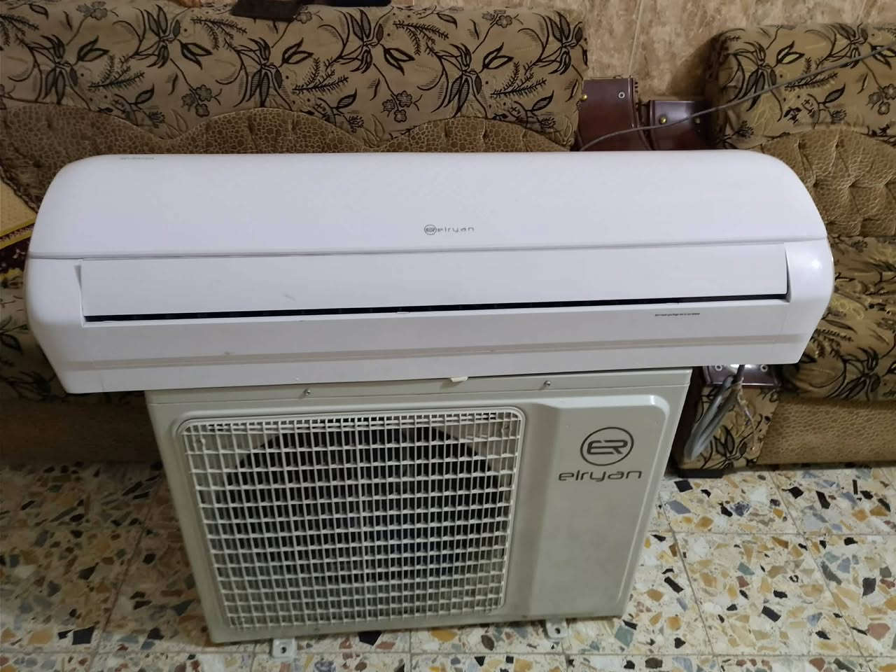 سلام عليكم اخواني سبالت بس بالاسم مستعملات بعدهن على وضع شركه سبلت طنين ميديا غاز 401 أخو الجديد كامل جيب وشد سعر 475 سبلت طن ونص انفيرتر مو تحكم أخو الجديد كامل جيب وشد سعر 450 اخواني هذن نفس شركه توسوت نفس الكمريسر وباقي المواصفات العنوان بغداد مدينة الصدر ***********

