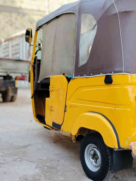 سلام عليكم شباب
تكتك البيع موديل2021شهر 12

تكتك رقم انكليزي وسنويه انكليزي

تكتك خير من الله كفاله عامه مكينه بس دواسات بدت هسه تخيس

مكينه كفاله لا تنقيص ولا تبخير

بيه ضربه بل جامه فه ماعليه شي

السعر خاص او اتصال على الرقم.

(***********) ♥️
