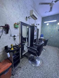 محل حلاقة • محل كامل • سعر خاص