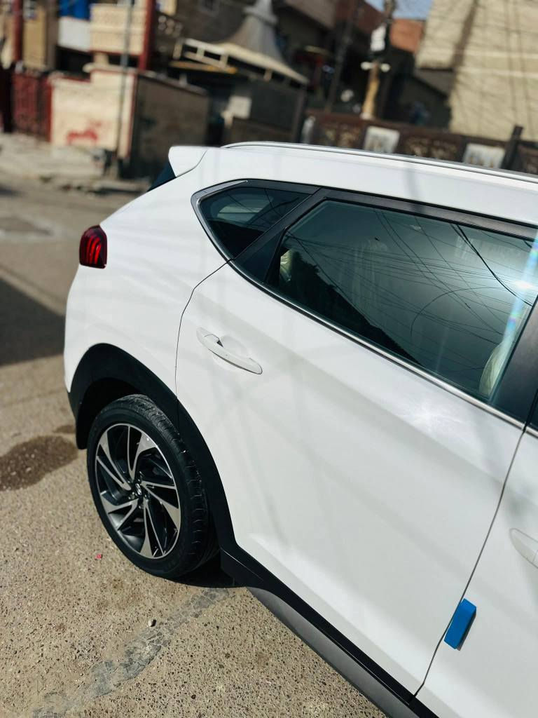 توسان خليجي موديل ٢٠٢٠  رقم سليمانيه انكليزي  شرط التحويل والوكاله  محرك دوش المرغوب السعر ١٦٥ وبيها مجال بسيط 
*********** كركوك, العراق
