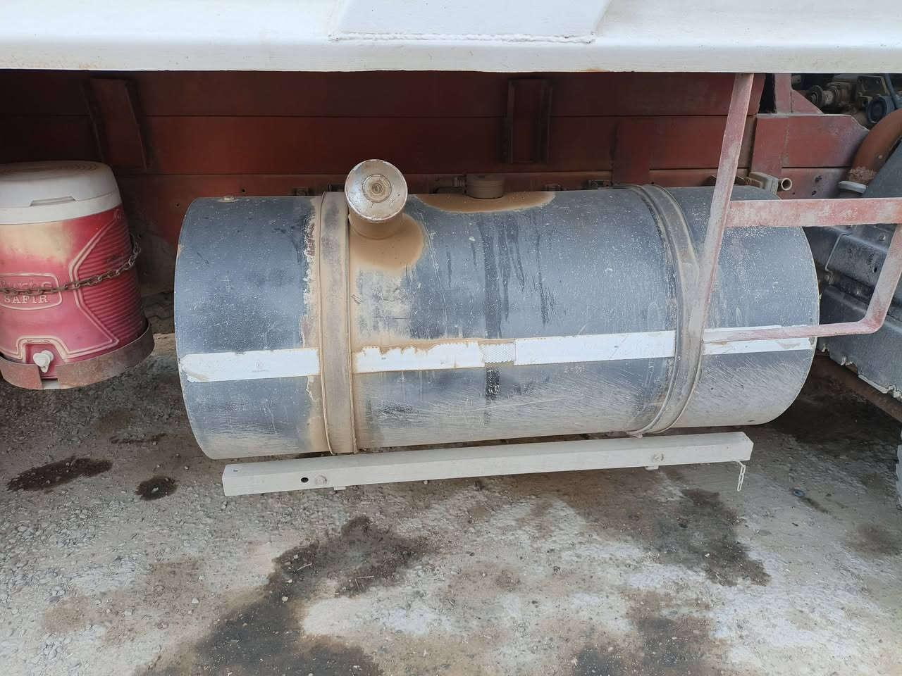 للبيع ثلاث تانكيات بلاديات *********** مكان بغداد
