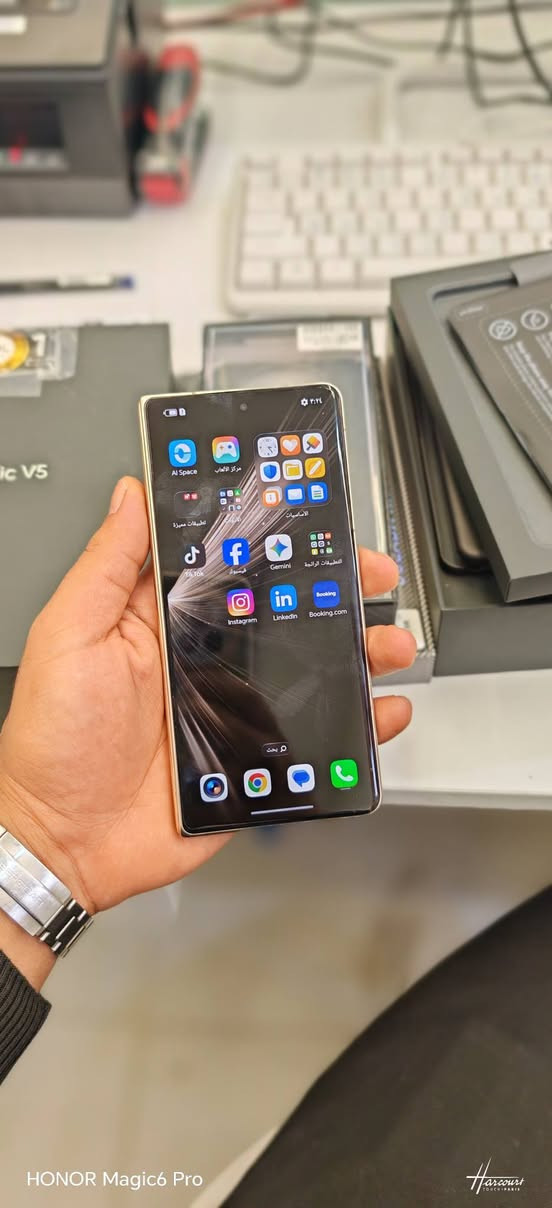 Honor magic V5
رام ١٦
زاكرة ٥١٢ كيكا
اسخدام قليل
نظيف.. مع ملحقات كاملة


**إذا كنت صاحب هذا الإعلان وتريد حذفه لأي سبب، رجاءا أرسل رسالة إلى الدعم الفني**