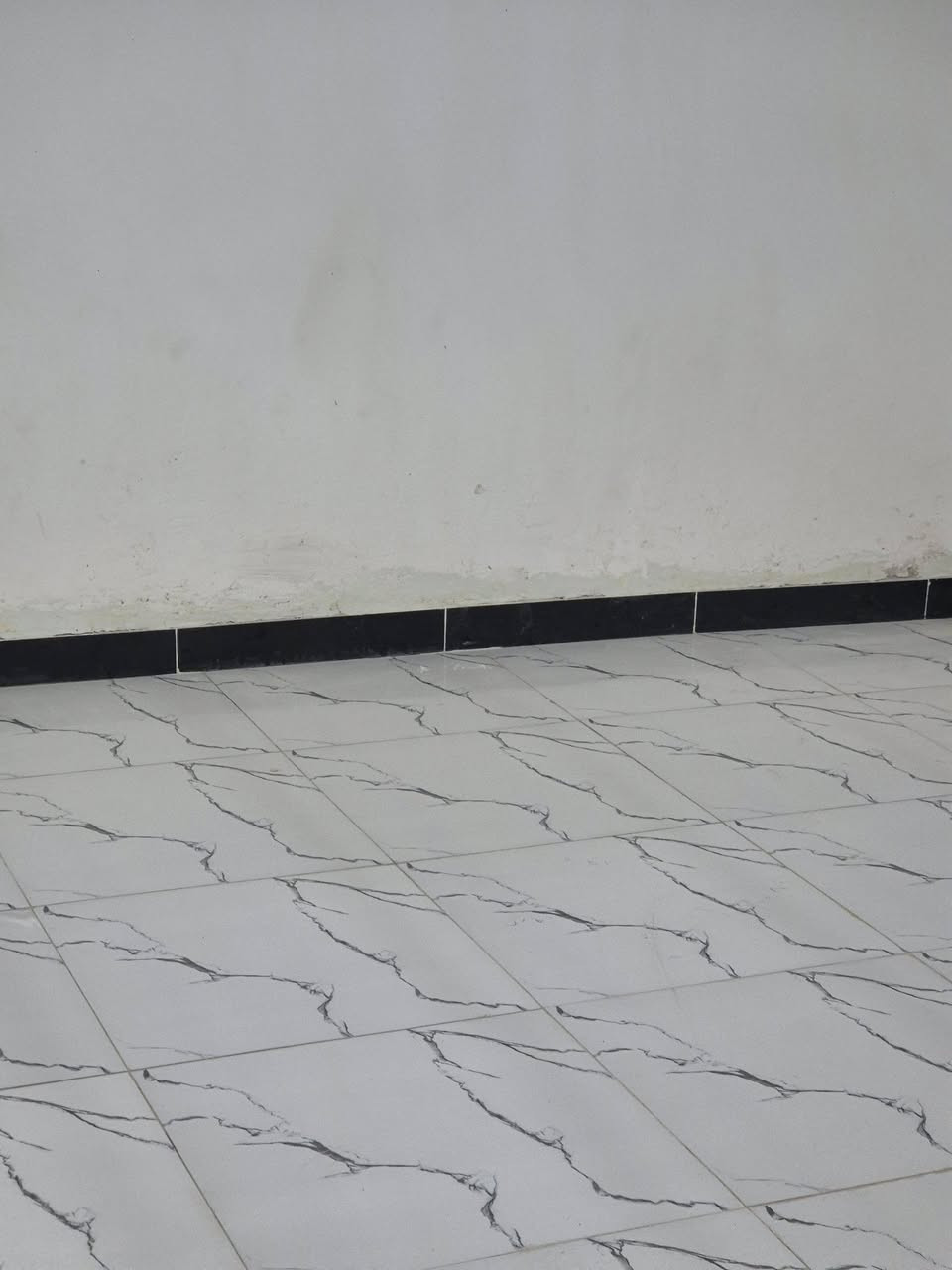 مشتمل للايجار  ط ١ قرب سيد ادريس 
صالة ٣ غرف  ٢ حمام ٢ منور يحتوي على ٢ سبالت كاونتر طباخ


**إذا كنت صاحب هذا الإعلان وتريد حذفه لأي سبب، رجاءا أرسل رسالة إلى الدعم الفني**