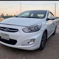 اكسنت موديل ٢٠١٦ للبيع السياره نظيفه حادثه جاملغ الي عكس السايق الايمن...