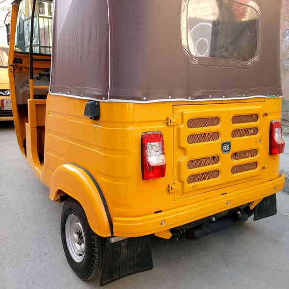 تكتك للبيع موديل ١٨ جاهزة من كلشي رقم وسنوية عنوان ثعالبة ورة سيطرة الشعب الشراي يتصل على الرقم ‏‪***********‬‏غير متواجد عالفيس فقط اتصال
