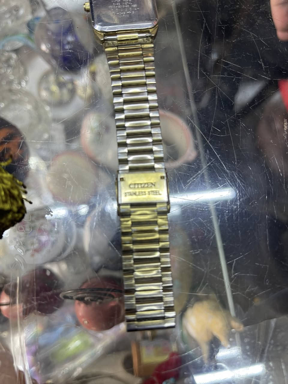 ن
سلام عليكم ساعة ستزن اللبيع 

***********
