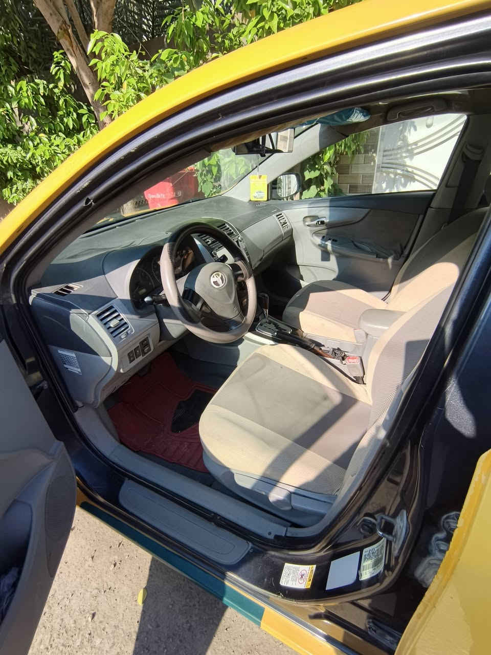 سلام عليكم كورلا موديل 2010 صدر مامي خلفي مكفول تبريد شغالات   تخم تاير  سيارة ما بية اي نقص  مكينة كير جديدة مكينة 1800 مريكي ليبل واحد  بية ضرر بس بنيد رقم سيارة  بغداد سعر 105 للعنوان ديالى بعقوبة تقاطع القدس ستفسار كثر***********
