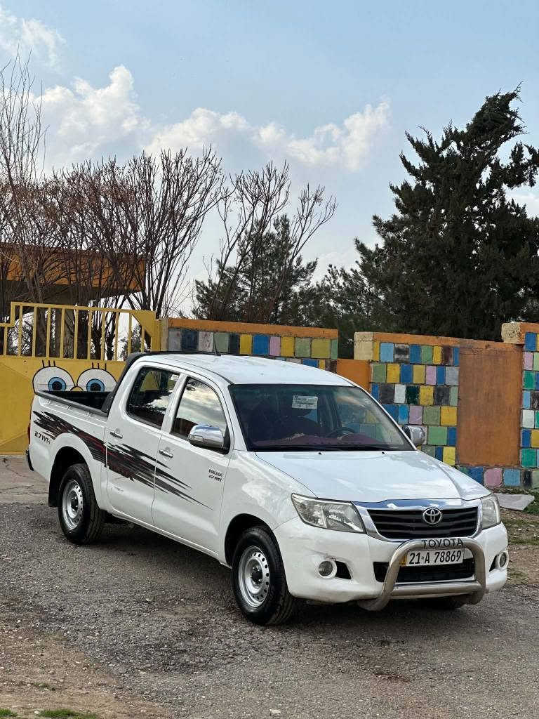 مەرزیە2012  تاک کوشن چەکمەجە مەرغوب   بێ سبوخ کەمێک ساردی هەیە مەکینەی هیچی  نەکراوەتەوە سەرف و دووکەڵ بەشەرت کارتی بەنزین کەرکوکی هەیە سەنەوی تا 2029 تازەیە شاشە ئایپاد کامێرا حاسە  ئاوێنە کارەبا ئاوێنە ئیشارەت سعری 172 گەڵا  سە یارەی مەعرەز نیە تەنیا تەلەفون بکە ***********
*********** شمشمل, السليمانية
