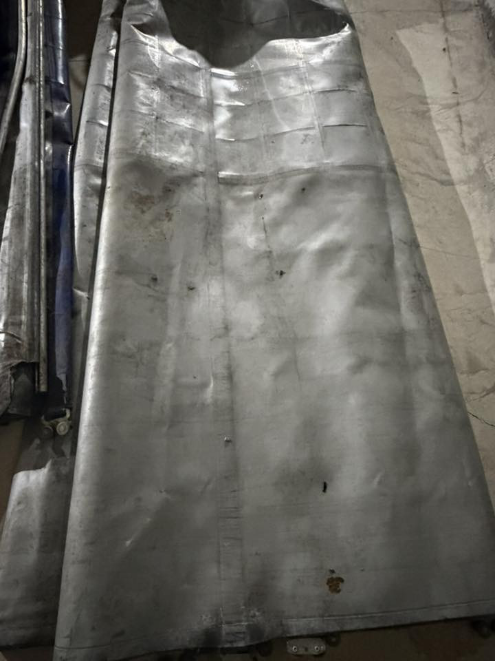 سه قفي عربانه ي كرون بو فروشتن له گه ل لا ته نيشته كان لوك لوكه چادره كه سيمه كه يه دراوي نييه ژ/م***********
