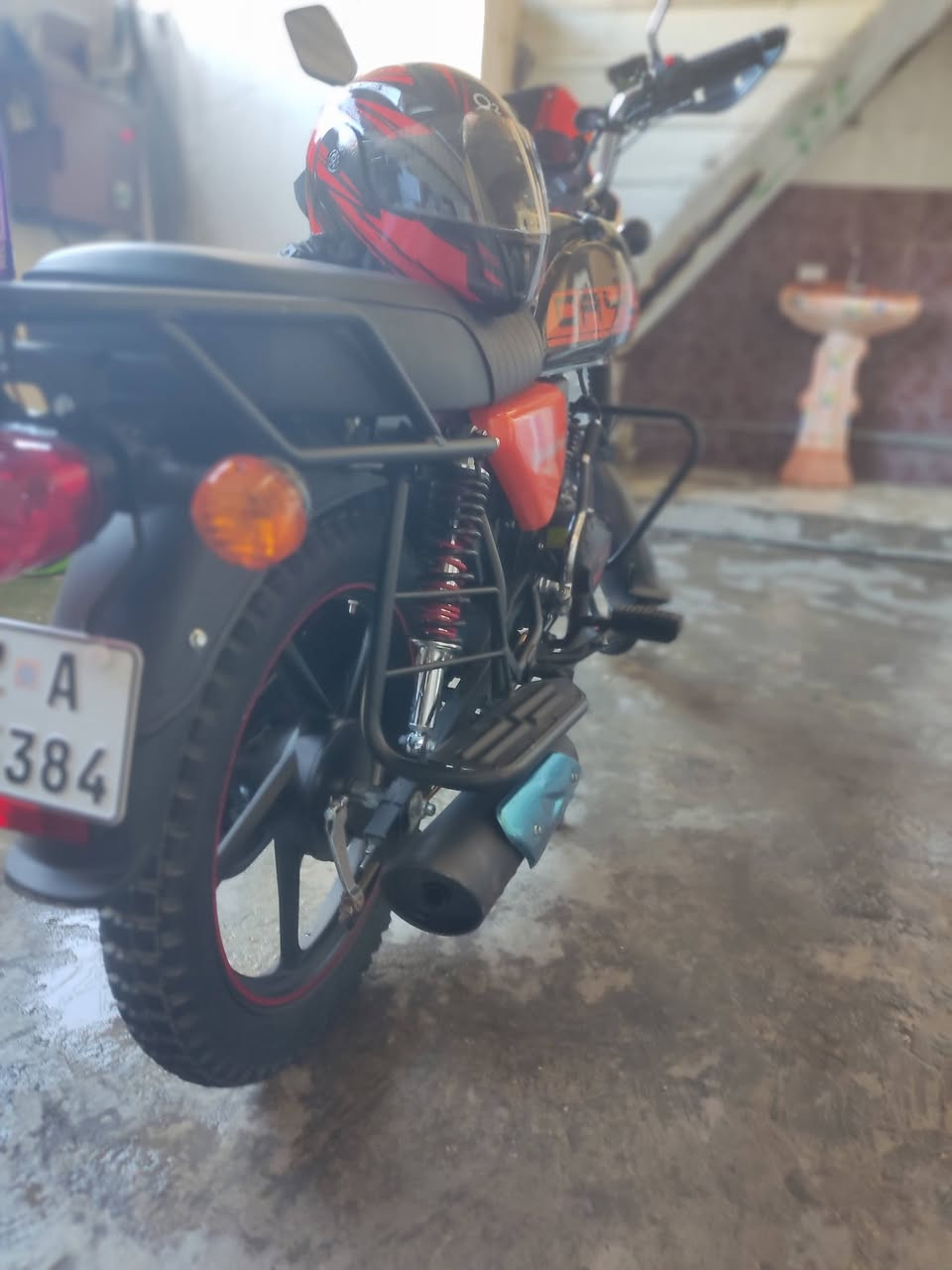 السلام عليكم
دراجة دايون للبيع موديل 2025 شهر ال6
الله شاهد دراجة جديدة حتا شغل ما جاي اشتغل بيها لان عندي دراسة  وعايفها طابكة الي  رايد يشتريها يراسلني على رقم *********** على الوتساب  مكاني بغداد جديدة
