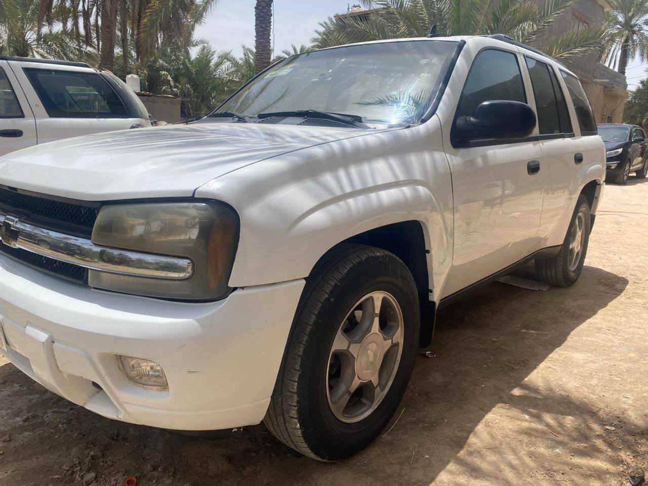 السلام عليكم سيارة بلايزر موديل 2008 رقم بابل بأسمي السيارة مكفولة كفالة عامة بدون قطرة صبغ كير ومكينة مكفولات  دواخلها كلش جديدة مناقصها شي حدادية جديدة تايرات جدد السيارة مال بيت يعني مامتعوبة تحويل ثاني يوم مكانها بابل المسيب السعر ٩٥ ورقة وبيها مجال للإستفسار الاتصال ***********
