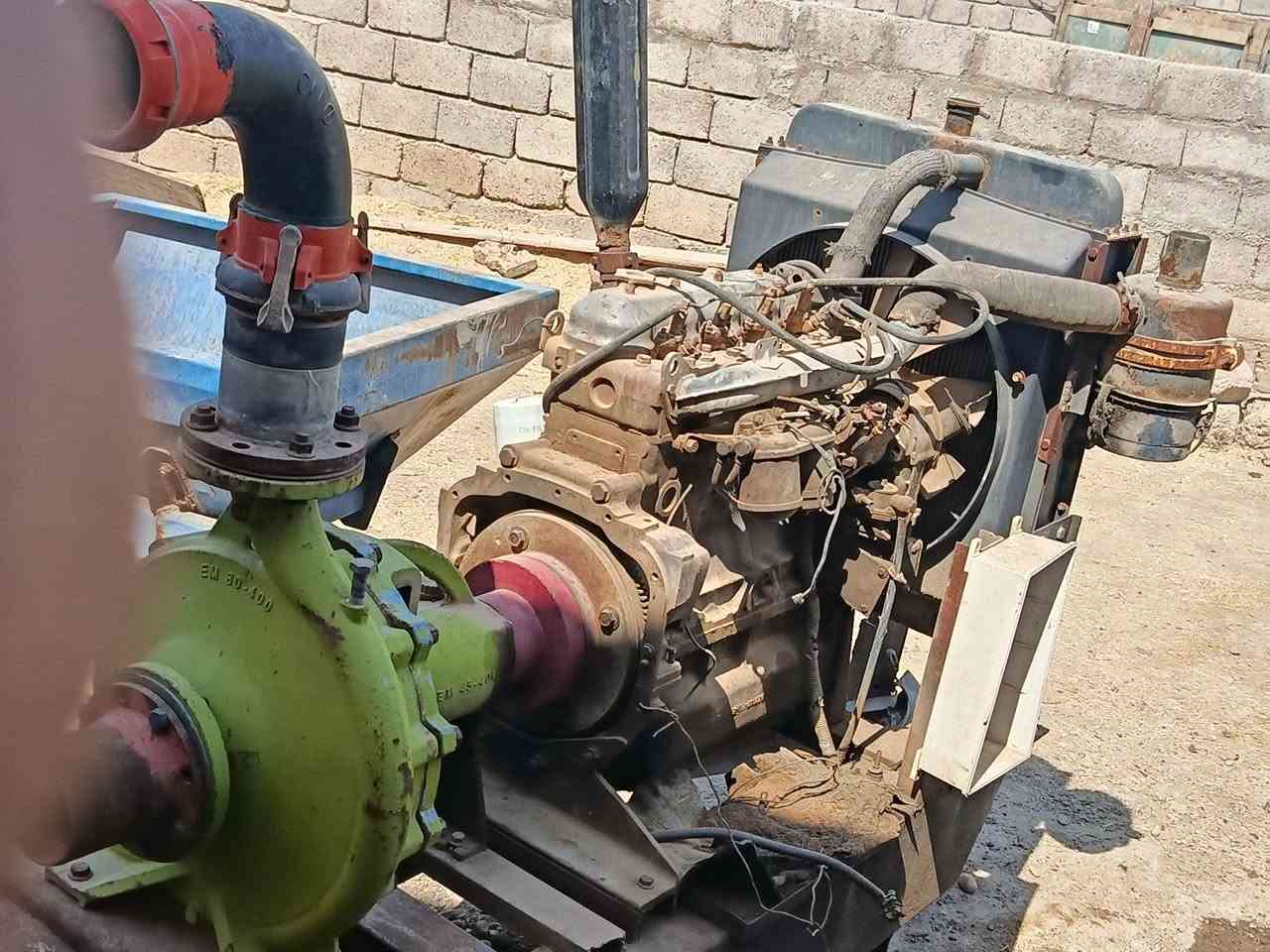 محرك فيات للبيع خنزيره ضغط عالي 
المحرك جاهز شغال كامل بس نصب وشغل
شاصي كامل نظيف رقم واحد مع إطارات ودواليب كامله 
للاتصال والاستفسار يتواصل عالخاص او يتصل على الرقم ***********
