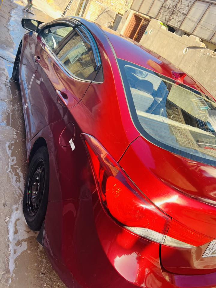 ‏إلن ترى 2015 وكاني بغداد مدينة الصدر سعر 87 وبيها مجال***********
