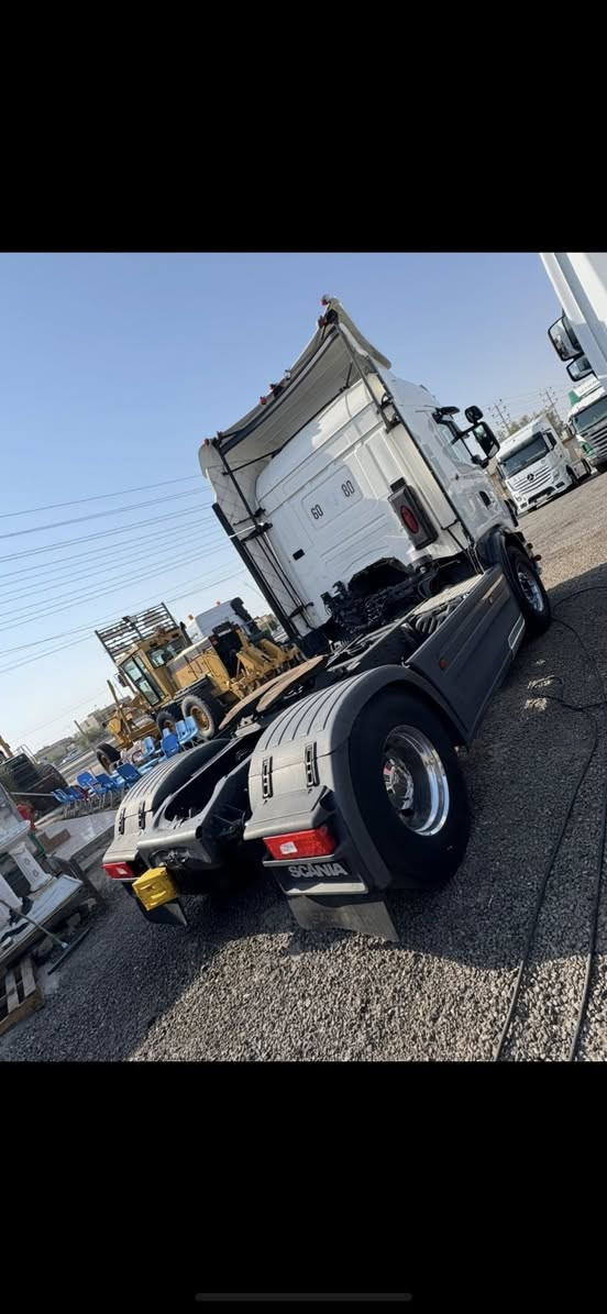 للبيع سكانيه٢٠١٢ سياره جديده رقم أربيل تحويل تخم تاير ويل كروم حجم المكينه ٤٢٠ كير عادي سياره جاهزه للشغل مانقصها شي  شراي يتصل عنوان بصره رقم ***********
