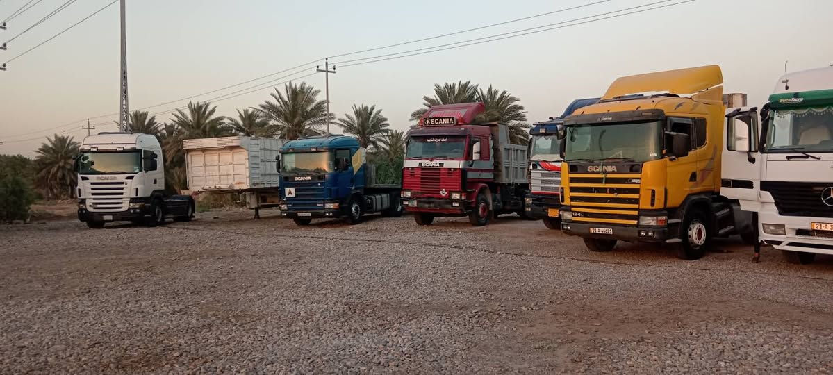 ألسلام عليكم يوجد لدى معرض واسط المركزي جميع التريلات والعرباين الاوربيه والحداديه المكان واسط قضاء الصويره للإستفسار *********** أو ***********
