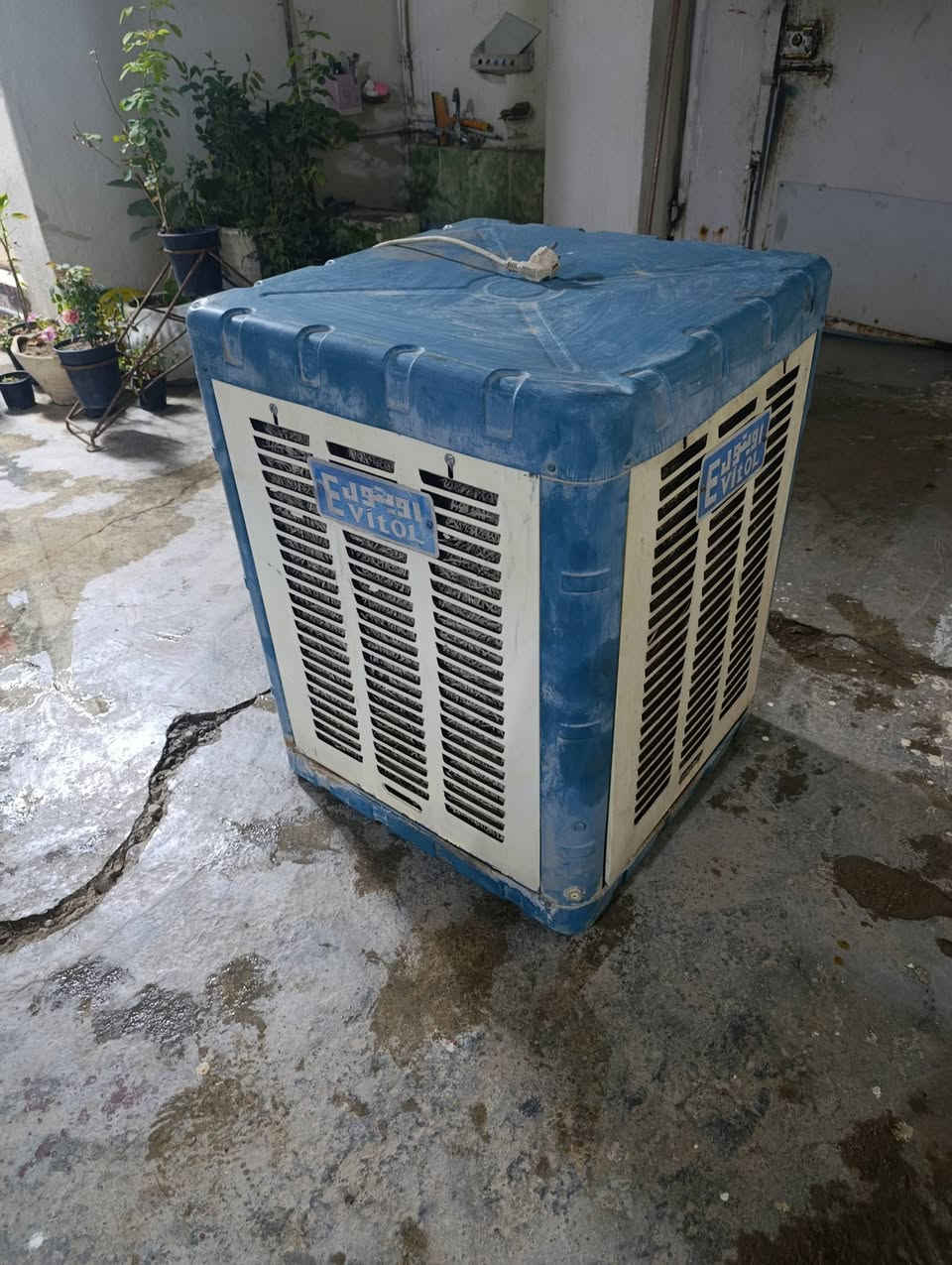 المكان ديالى بعقوبه بهرز / 🟥كاونتر طول متر و155 سم ((سعره 80 ألف)) وبي مجال
🟧طباخ فريش 4 اعيون ابو الفرن شغال ((سعره 80 ألف)) وبي مجال
🟩مبرده شغاله نظيفه ((سعرهه 70 ألف)) وبيه مجال
🔷العنوان: بهرز، بداية الدواسر، قرب المختار نوري، للمعاملة والإستفسار راسلونا على هذي الصفحة على الخاص، أو الاتصال على هذا الرقم ***********
