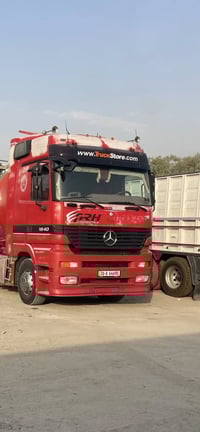 اكتروس • مديل ٢٠٠١ • ٤ محاور