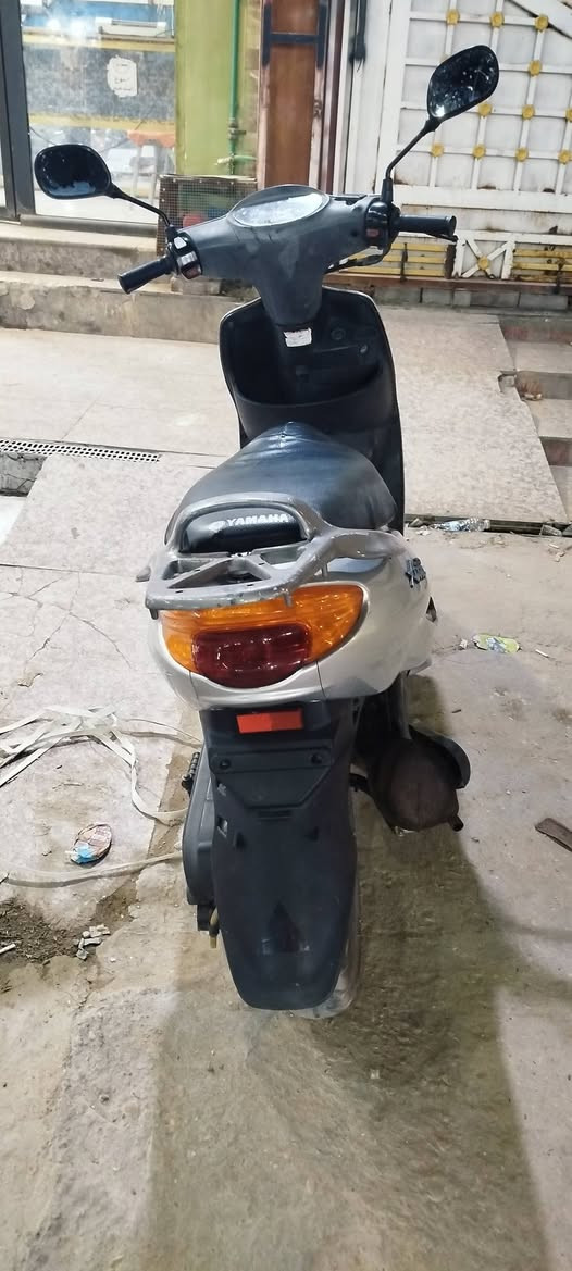 دراجة اكزز جديدة طالعه من الحاويه صارله اربع اشهر 
واتساب 
***********
