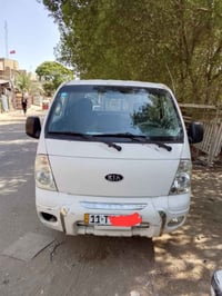 كيا مفتوح 2700 مديل 2012 ابلاديه رقم بغداد مكفوله مكينه وكير او صبغ و ...