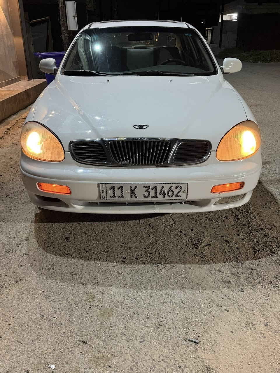 سلام عليكم 
دايو لكنزا موديل 2001 
رقم بغداد باسمي تحويل ثاني يوم 
هزة ورقم جديد 
تبريد صدر تايرات جديد 
السعر 40 ورقة 
*********** 
العنوان بغداد دورة
