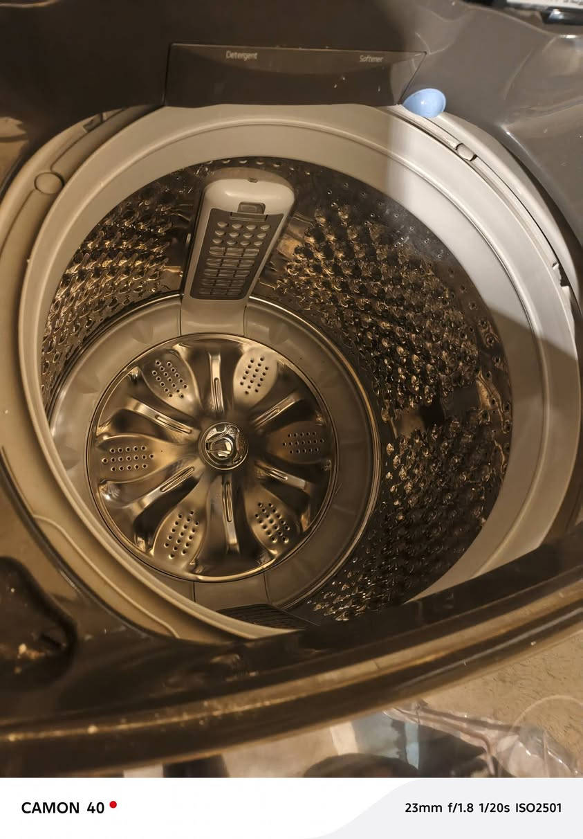 غساله  ال جي اصليه من وكاله خوشناو مع كارد الضمان والليبل الخلفي للتأكد منها حجم 20 كغم
استخدام بسيط 
السعر خاص وهذا رقمي واتساب 
***********
