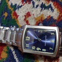 مكلف بلنشر سعرالساعه ٣٥وبيهامجال قليل باتري بدون فحص ٠٧٧٦٢٥٠٧٠٩٤ بغداد...