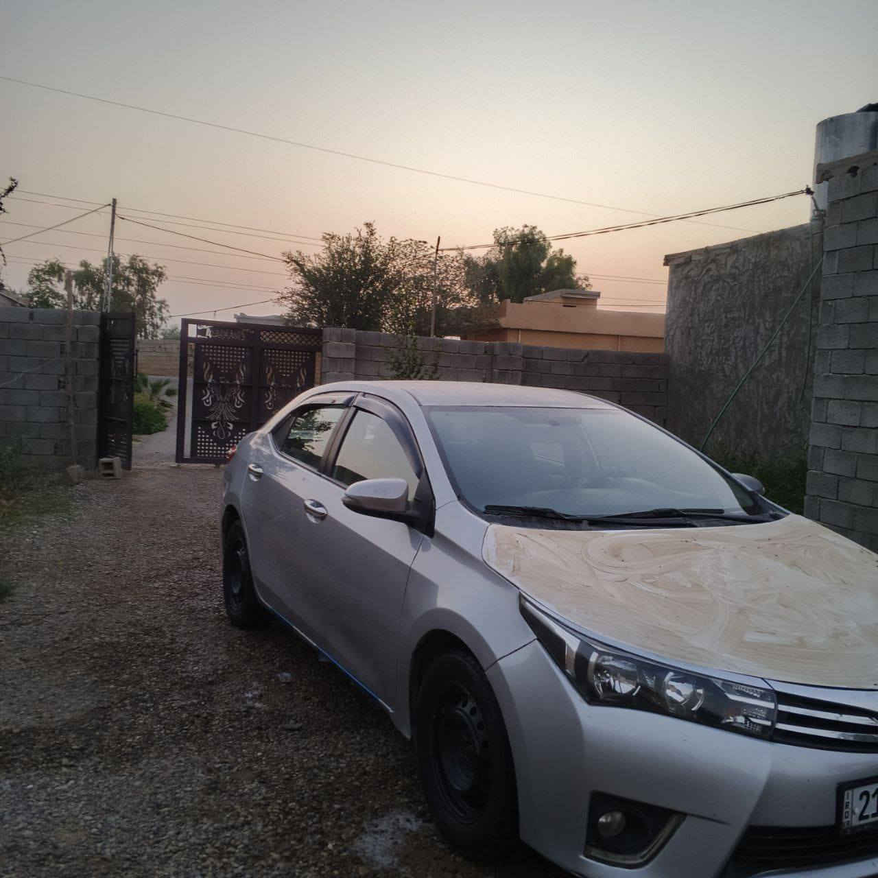 السلام وعليكم كورلا خليجي موديل 2016 حداديه فول صدر فول رقم سليمانيه السنويه لل 2028 الكير على الشرط + المحرك 
رقم الهاتف . ***********
