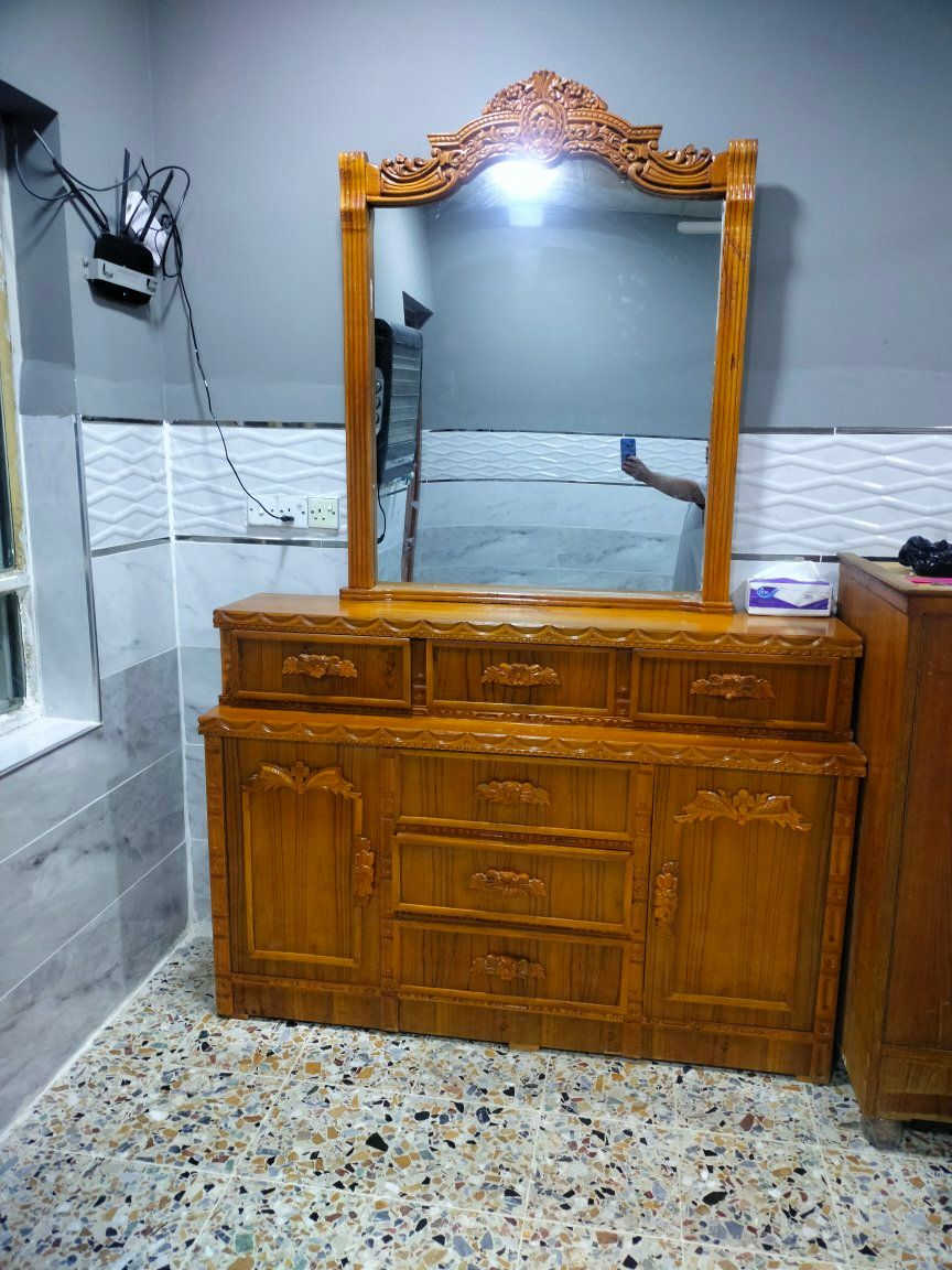 ميز تواليت أخو الجديد خشب ثقيل عراقي ب 300


**إذا كنت صاحب هذا الإعلان وتريد حذفه لأي سبب، رجاءا أرسل رسالة إلى الدعم الفني**