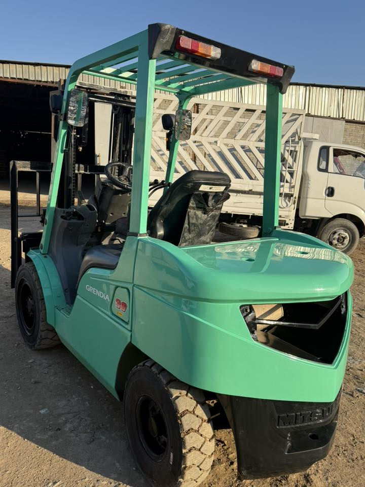 سلام عليكم 
للبيع 
رافعه ميسبوشي2013 رقم كاتي 
3حركات
3طن
السعر 125$ بيهه مجال 
***********
العنوان: بغداد
