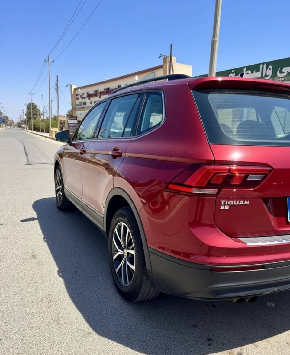 فولكس فاغن تيك وان امريكي 2019 مواصفات se للبيع او المراوس
سيارة جديده جاهزه من كلشي حداديه صدر خلفي امامي جديد وكاله 

 صيانة  منظومه الوقود وفحص كامل السياره جاهزه من كلشي ما بيه اي نقص . 

مواصفات السياره ..

بصمه + بانوراما 

كشنات جلد ابيض + كشن السائق كهربائي + تدفئة في الكشنات 

شاشة اعطال + شاشه وسطيه تدعم الكار بلي 

ماوس انظمه قياده متعدده 

تبريد قطعتين + تبريد خلفي 

رادارات 360 درجه ( امامي -خلفي -جانبي )

نظام قياده الي + توقف ذاتي

كامره خلفيه دواره 

هيتر في المرايه الجانبيه 

محرك 2000 تيربو ( المرغوب ) 

وبعد بيها عدة مواصفات + وسائل امان 

سيارة جاهزه ونظيفة خير من الله مابيها دينار مصرف

حادث السياره خلفي ..

جزء من الباب الي خلف السائق وجزء من الجاملغ تصليح فقط 

بجم كبس . ايرباك البردة طاك  

للتواصل واتساب او اتصال على هذا الرقم ***********

سعرها 150 وبي مجال
